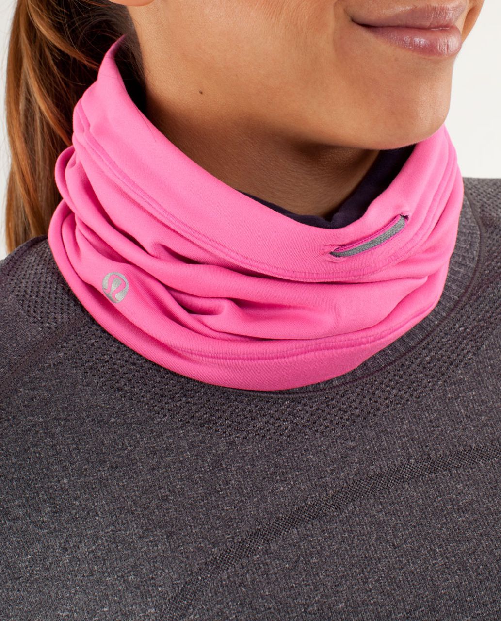 Lululemon Brisk Run Neck Warmer - Raspberry Glo Light / Black Swan