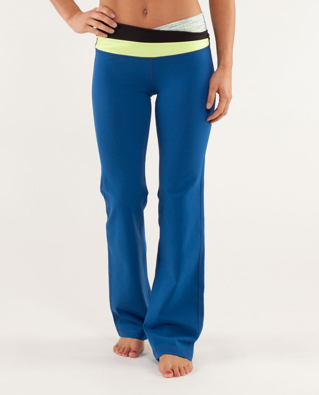 Lululemon Astro Crop Angel Blue Yoga Pants