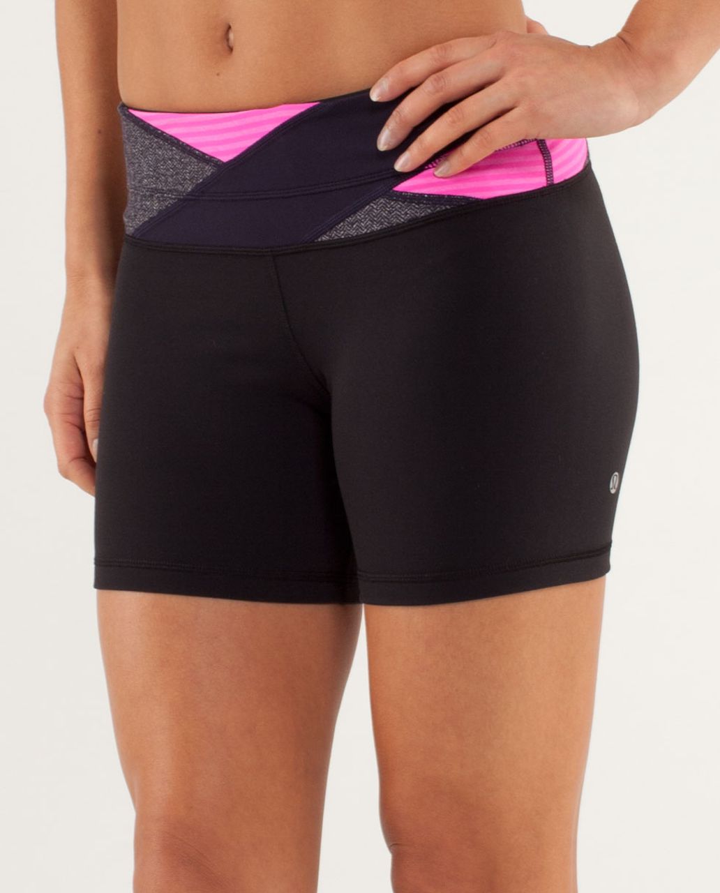 Lululemon Reverse Groove Short (Regular) - Black / Quilting Winter 6