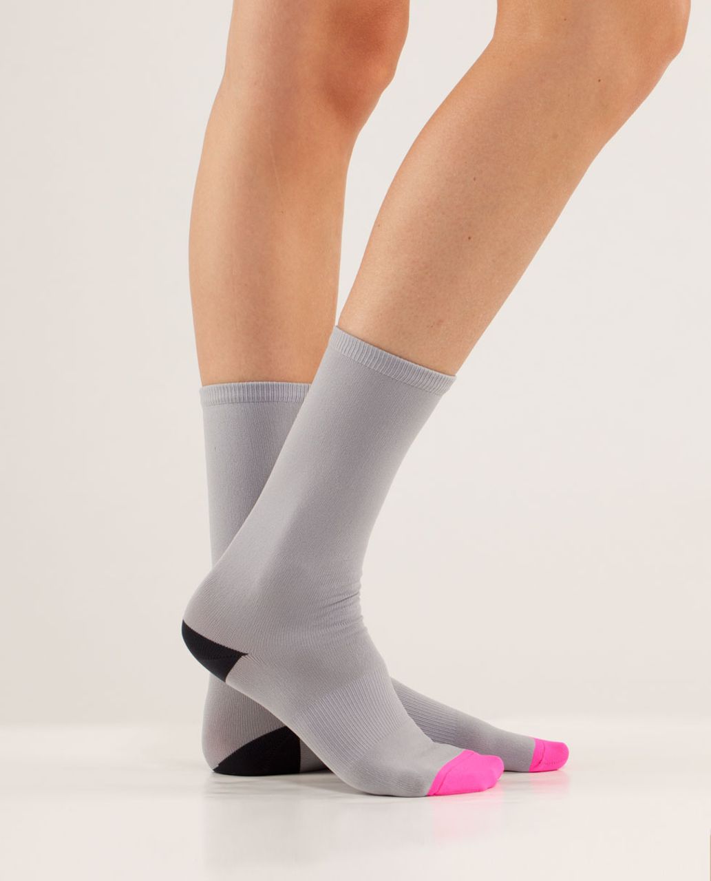 Lululemon Women's Run For A Latte Sock - Colour Block Silver Slate Raspberry Glo Light / Deep Coal