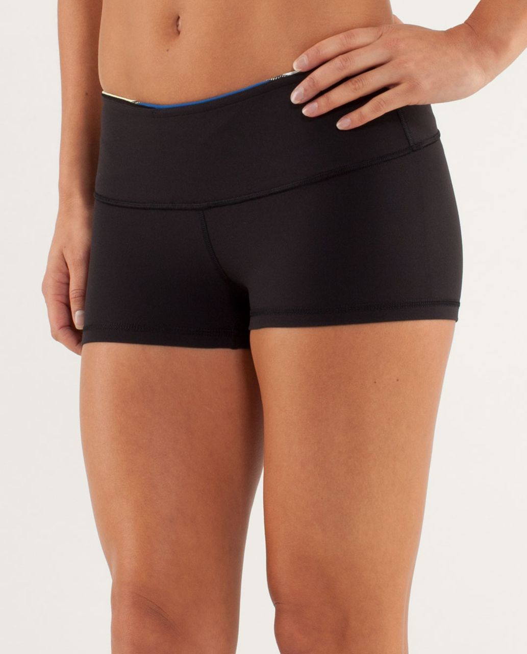 Lululemon Boogie Short - Black / Quilting Winter 7