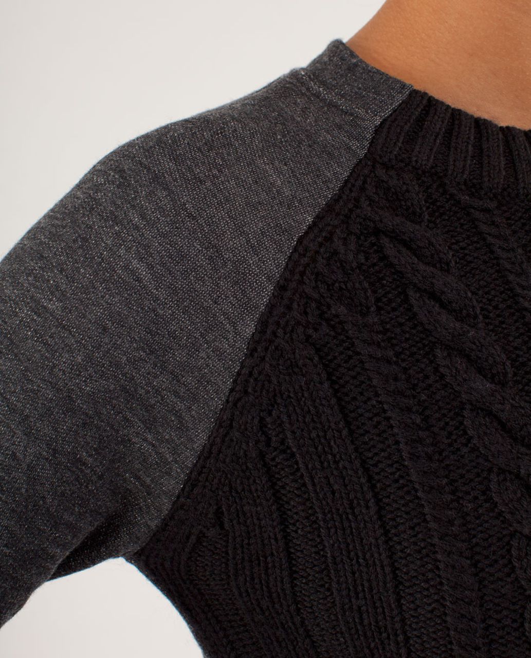 Lululemon St Moritz Sweater - Black