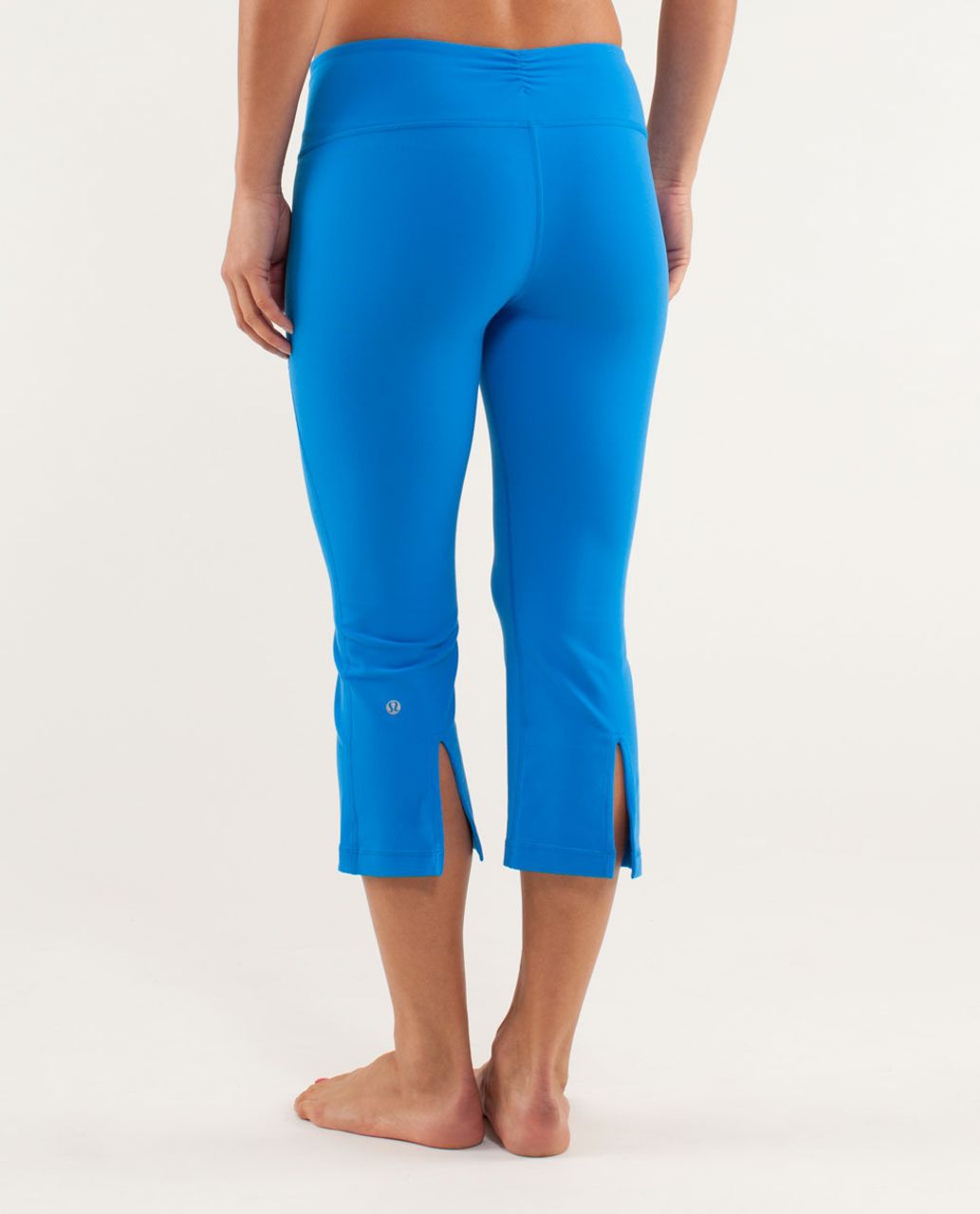 Lululemon Gather & Crow Crop - Beaming Blue