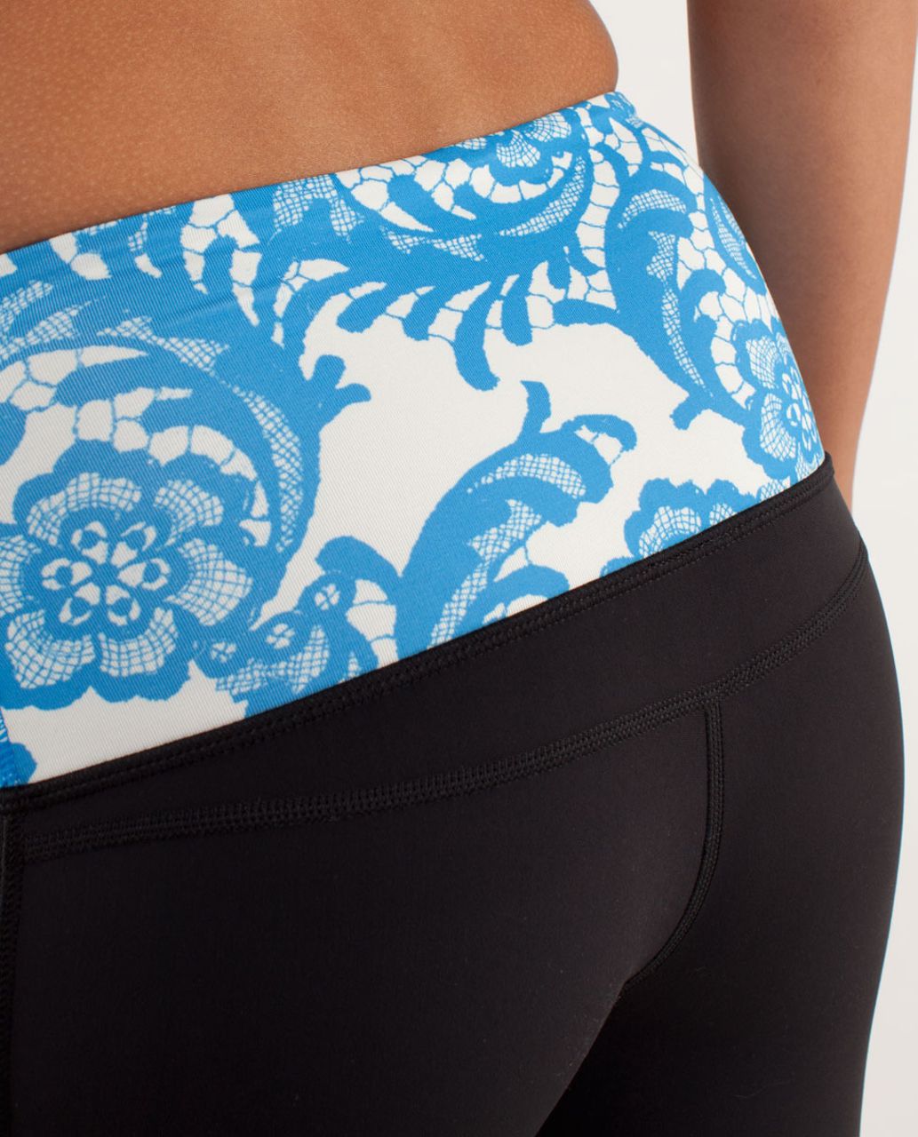 Lululemon Run:  Toasty Tech Tight - Black / Laceoflage Polar Cream Beaming Blue / Polar Cream