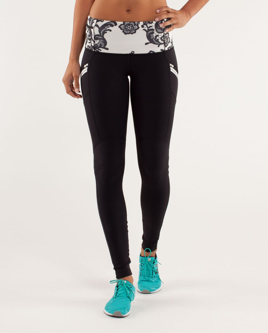 Lululemon Run:  Toasty Tech Tight - Black / Laceoflage Polar Cream Black