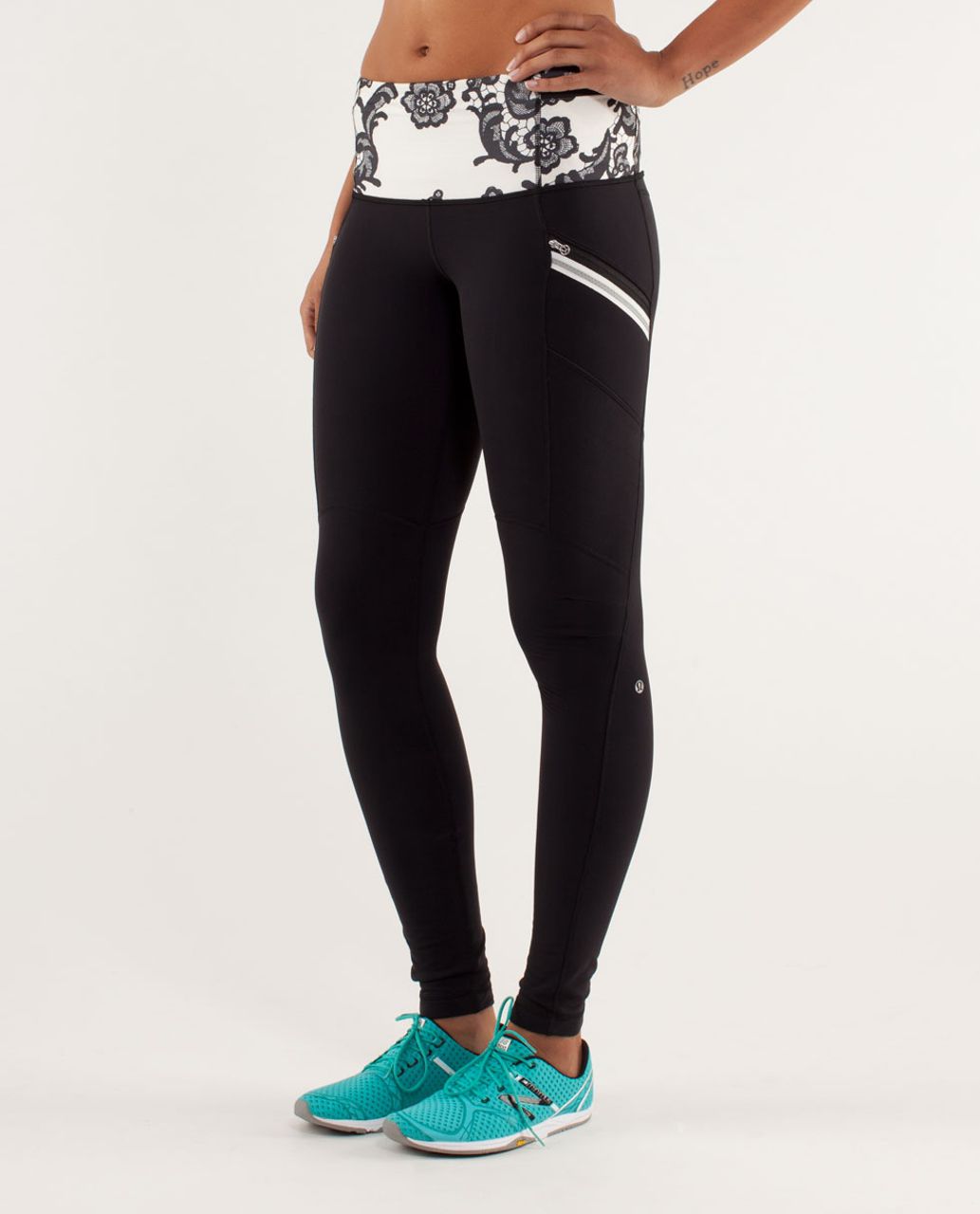 Lululemon Run:  Toasty Tech Tight - Black / Laceoflage Polar Cream Black