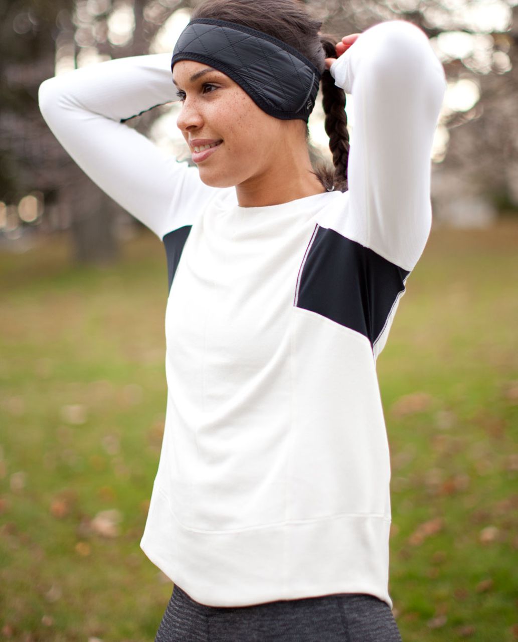 Lululemon Run:  Bold In The Cold Long Sleeve - Polar Cream / Black