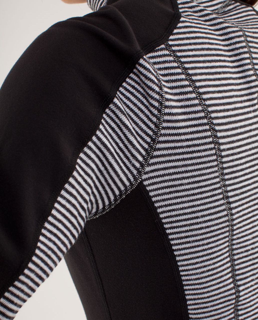 Lululemon Run:  U-Turn Pullover - Mini Check Pique Black White