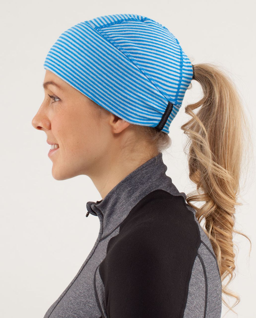 Lululemon Brisk Run Toque - Mini Check Pique Beaming Blue Polar Cream