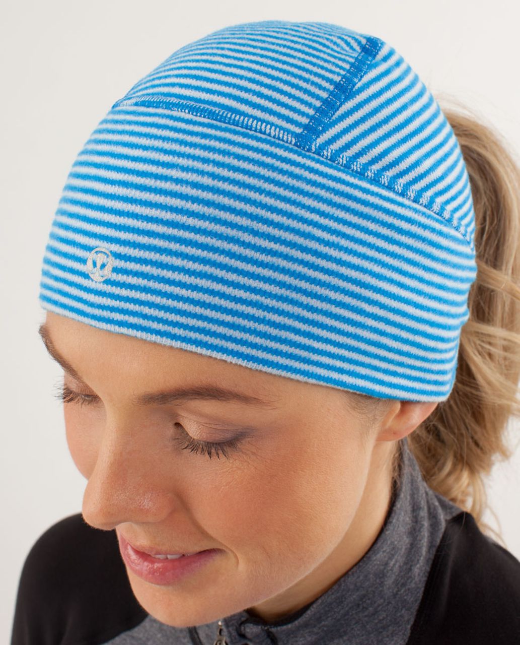 Lululemon Brisk Run Toque - Mini Check Pique Beaming Blue Polar Cream