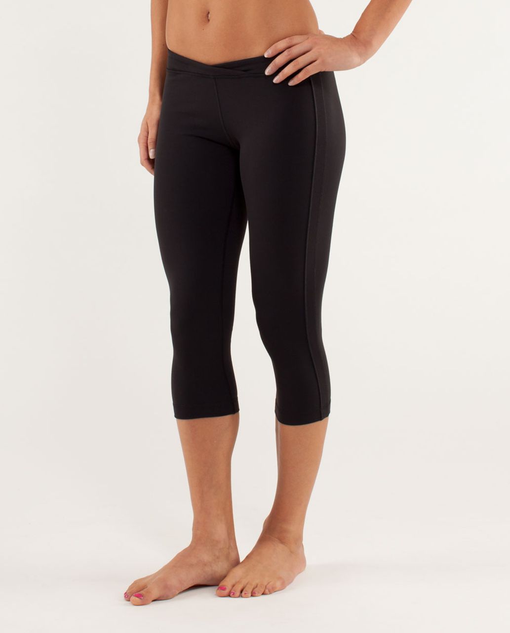 Lululemon Strike Tight - Black - lulu fanatics