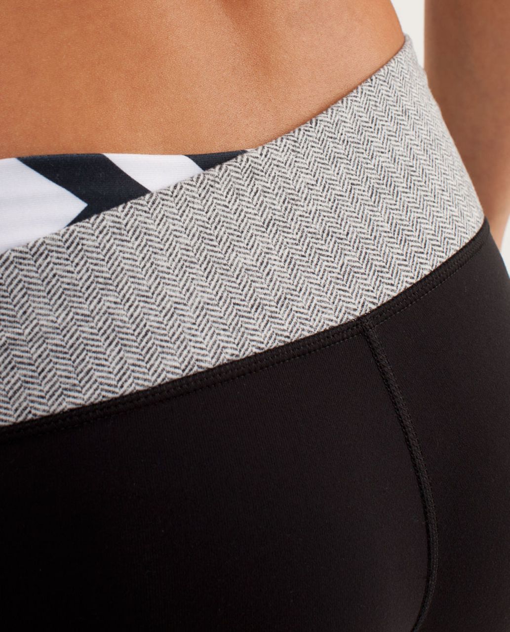 Lululemon Astro Pant (Regular) - Black / Arrow Chevron White Black / Herringbone White Black