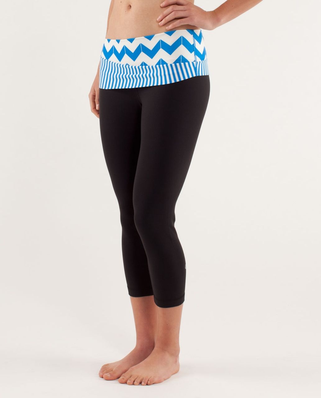 Lululemon Astro Wunder Under Crop - Black / Arrow Chevron Polar Cream  Beaming Blue / Classic Stripe Polar Cream Beaming Blue - lulu fanatics