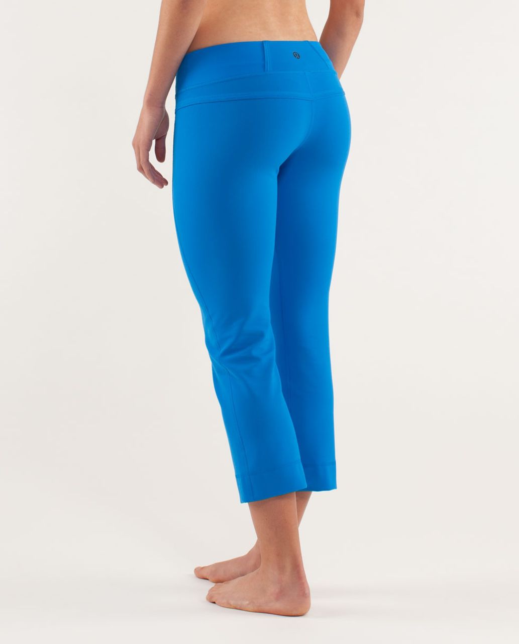 Lululemon Power Up Crop - Beaming Blue