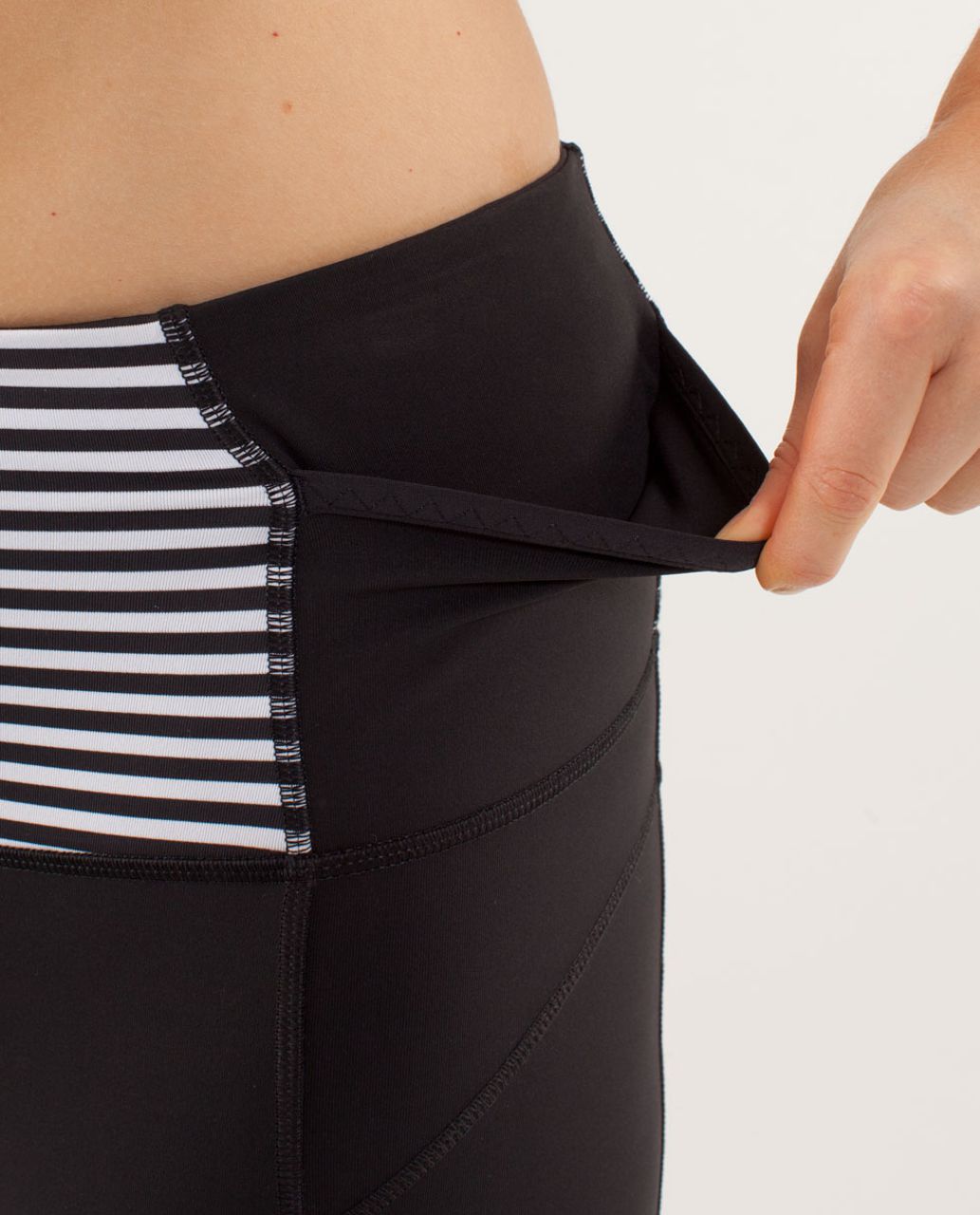 Lululemon Run:  Ice Queen Pant - Black / Classic Stripe Black White / Black