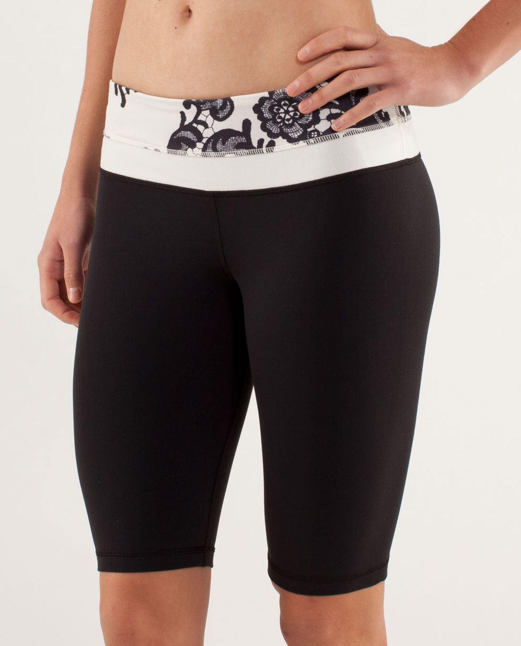 Lululemon Reverse Groove Short (Tall) - Black / Laceoflage Polar Cream Black / Polar Cream