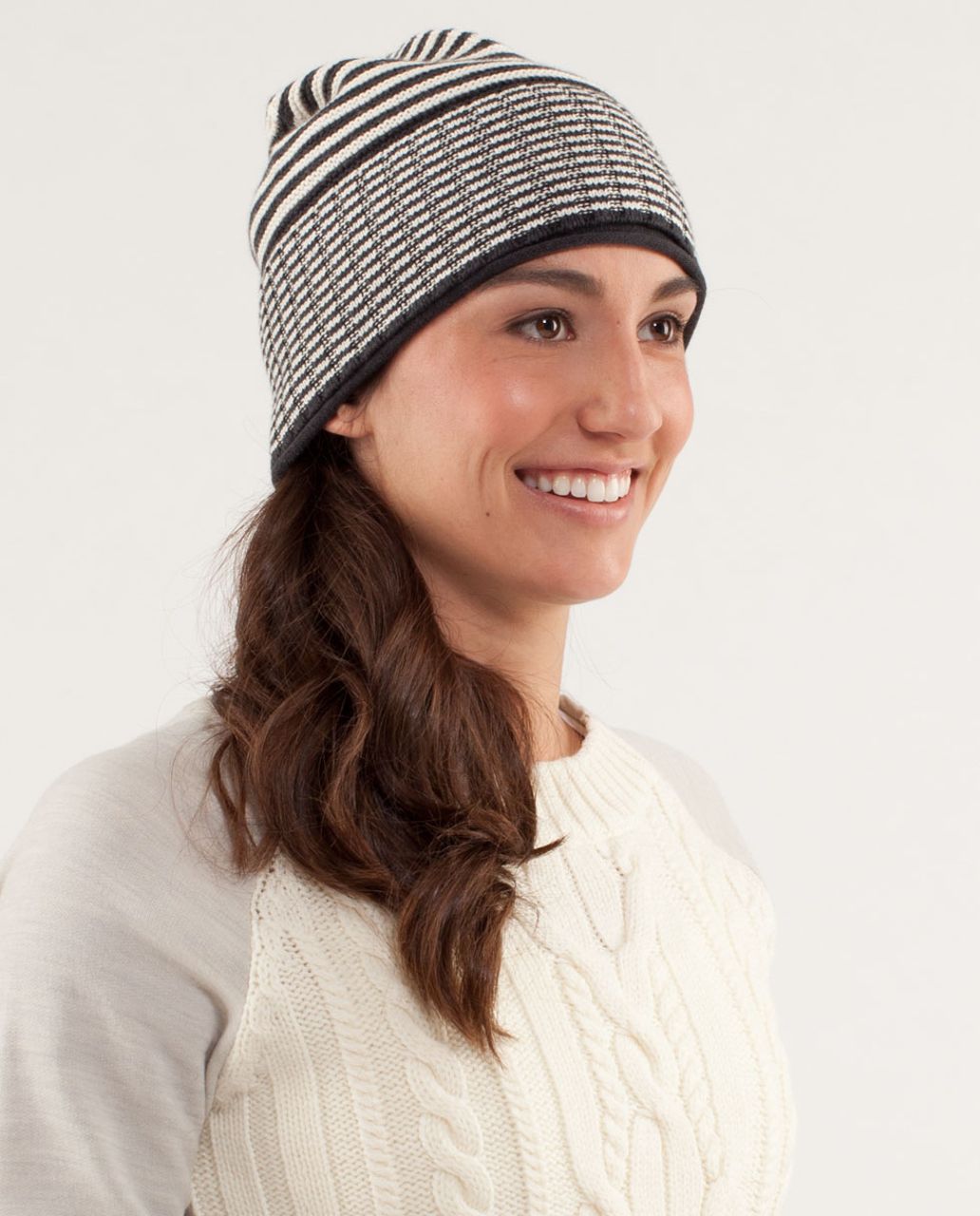 Lululemon Chalet Keep Your Head Cozy - Polar Cream / Deep Coal