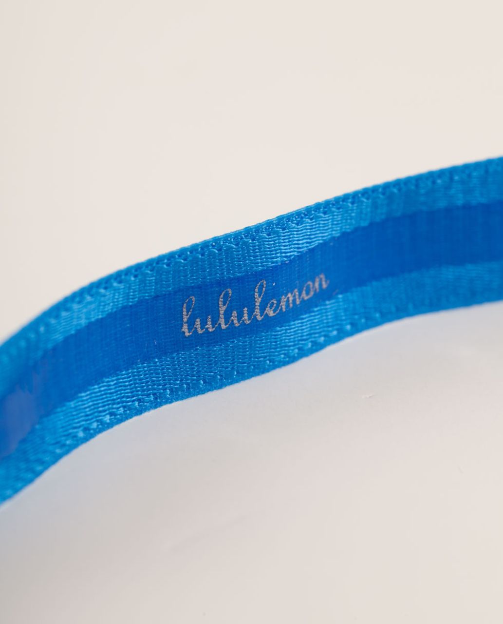 Lululemon Prettiest Pirouette Headband - Beaming Blue