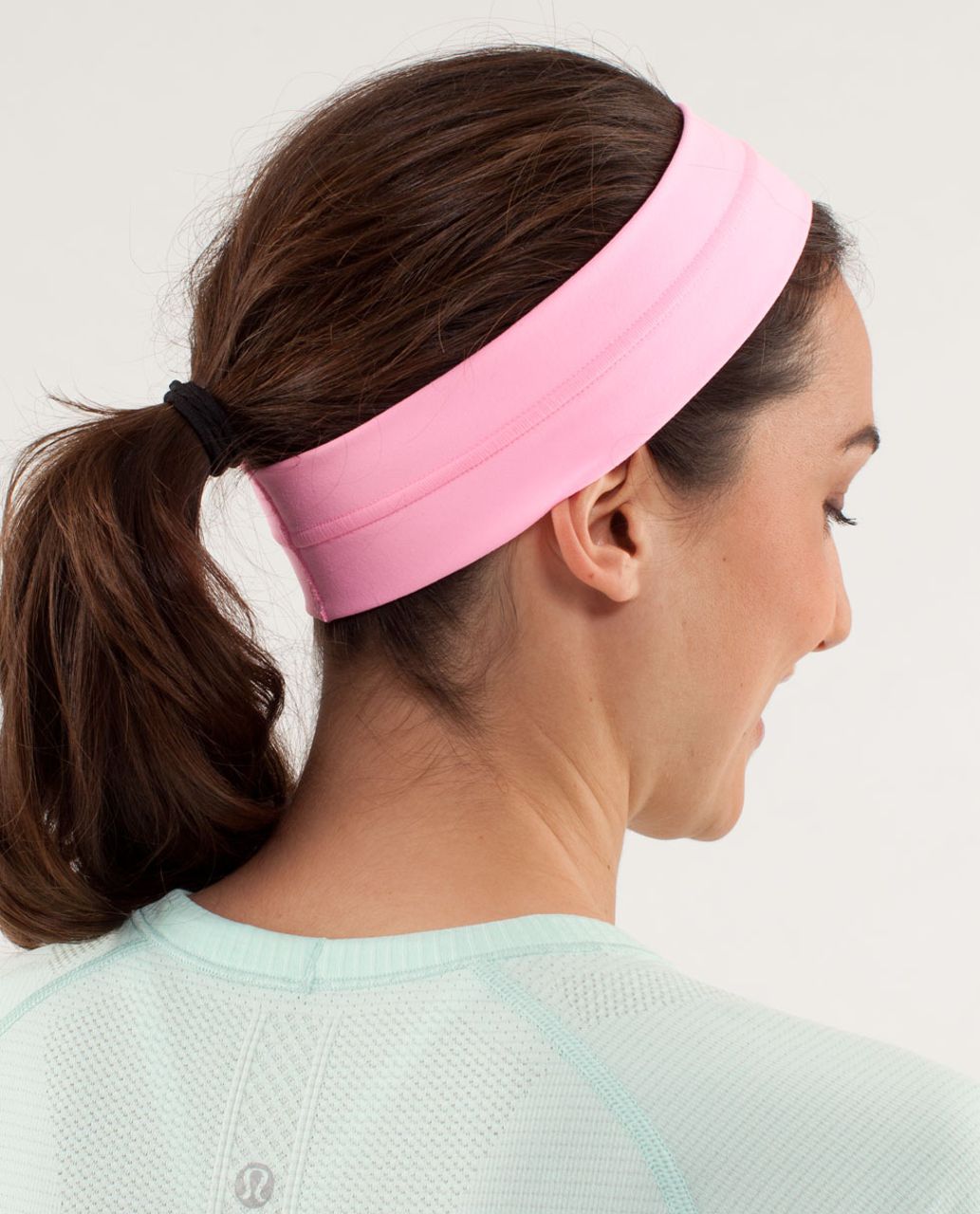 Lululemon Fly Away Tamer Headband Luxtreme (Pink Taupe) : :  Clothing, Shoes & Accessories