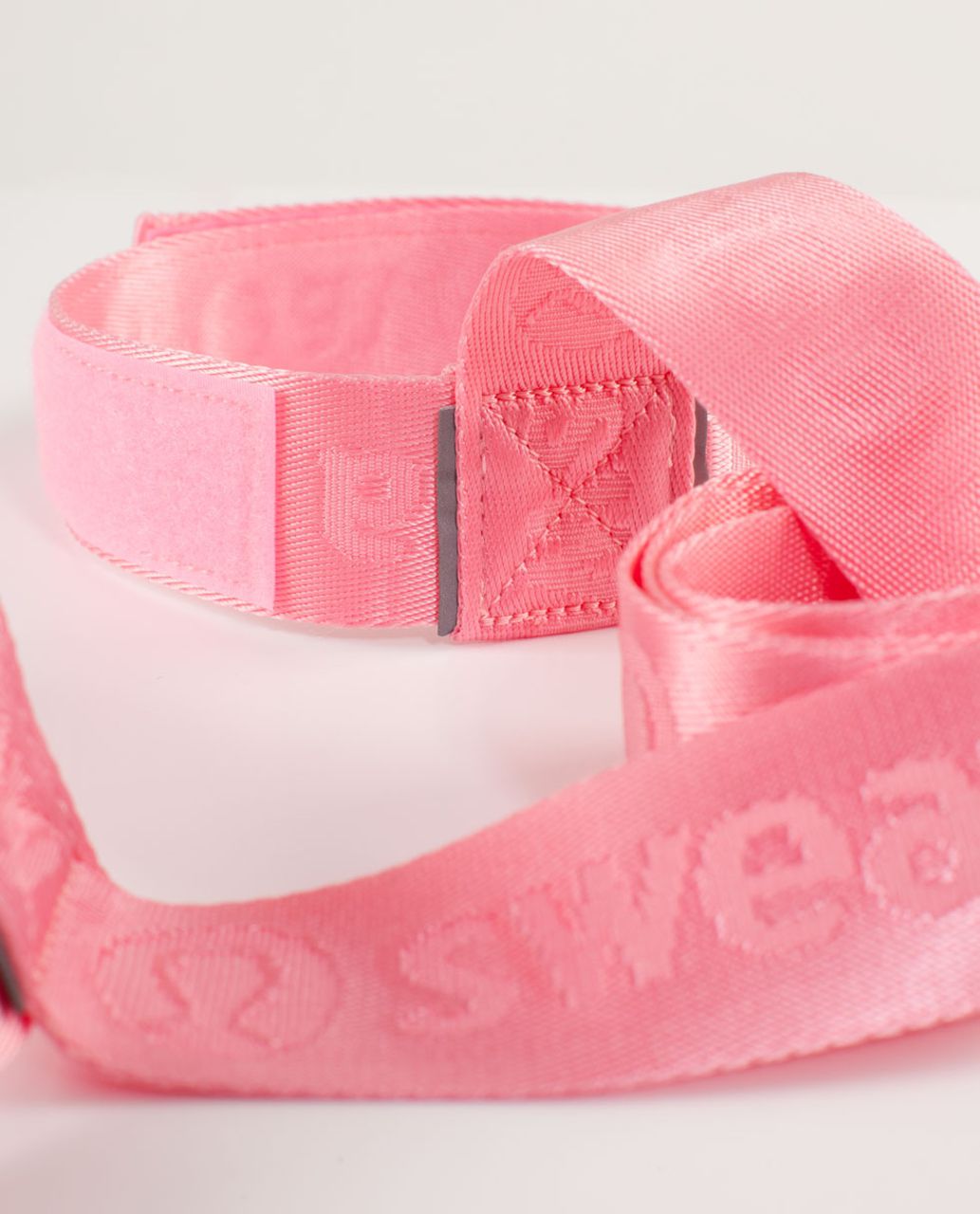 Lululemon No-Brainer Mat Strap - Pink Shell