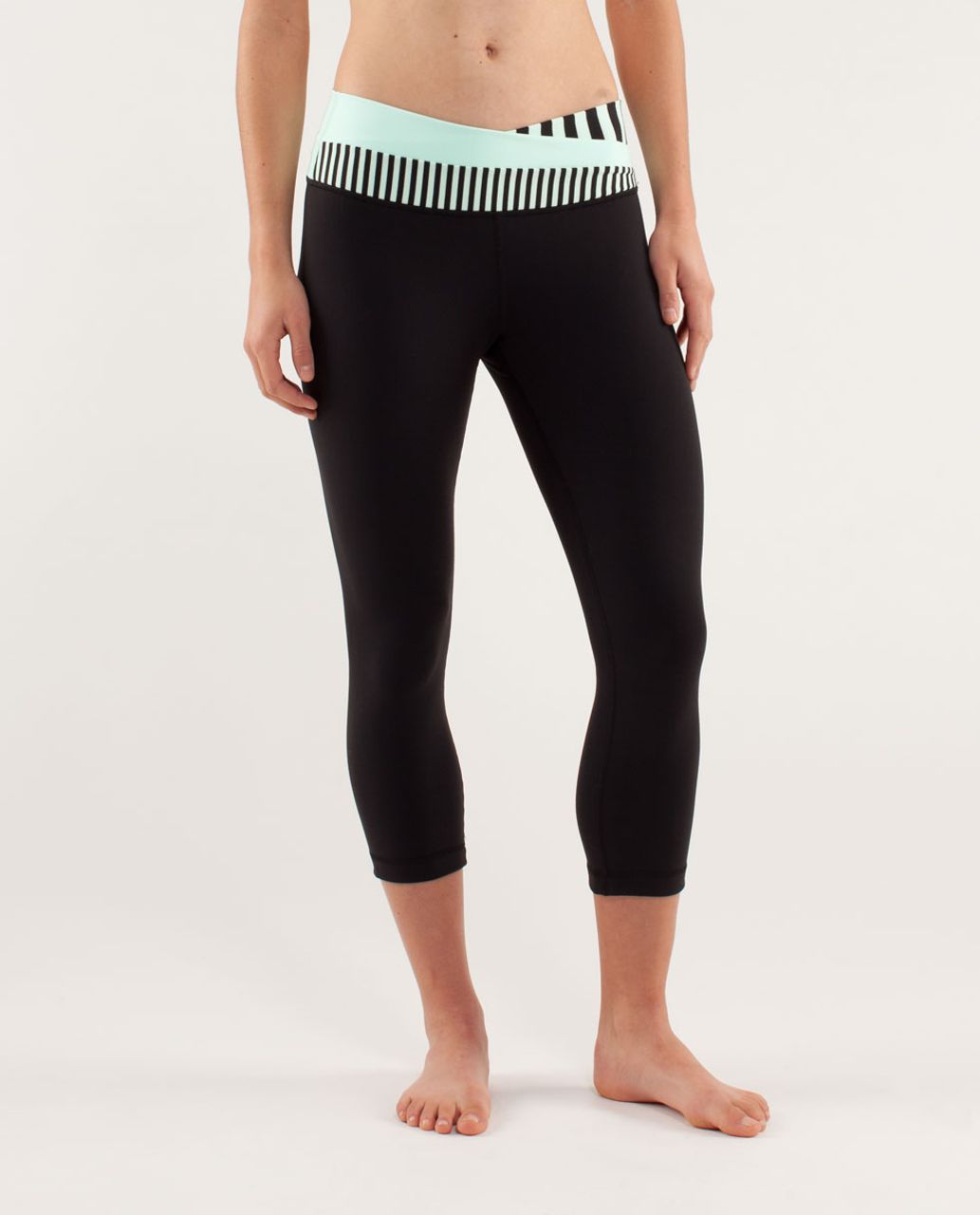 Lululemon Astro Pant  Lulu leggings, Cropped black leggings