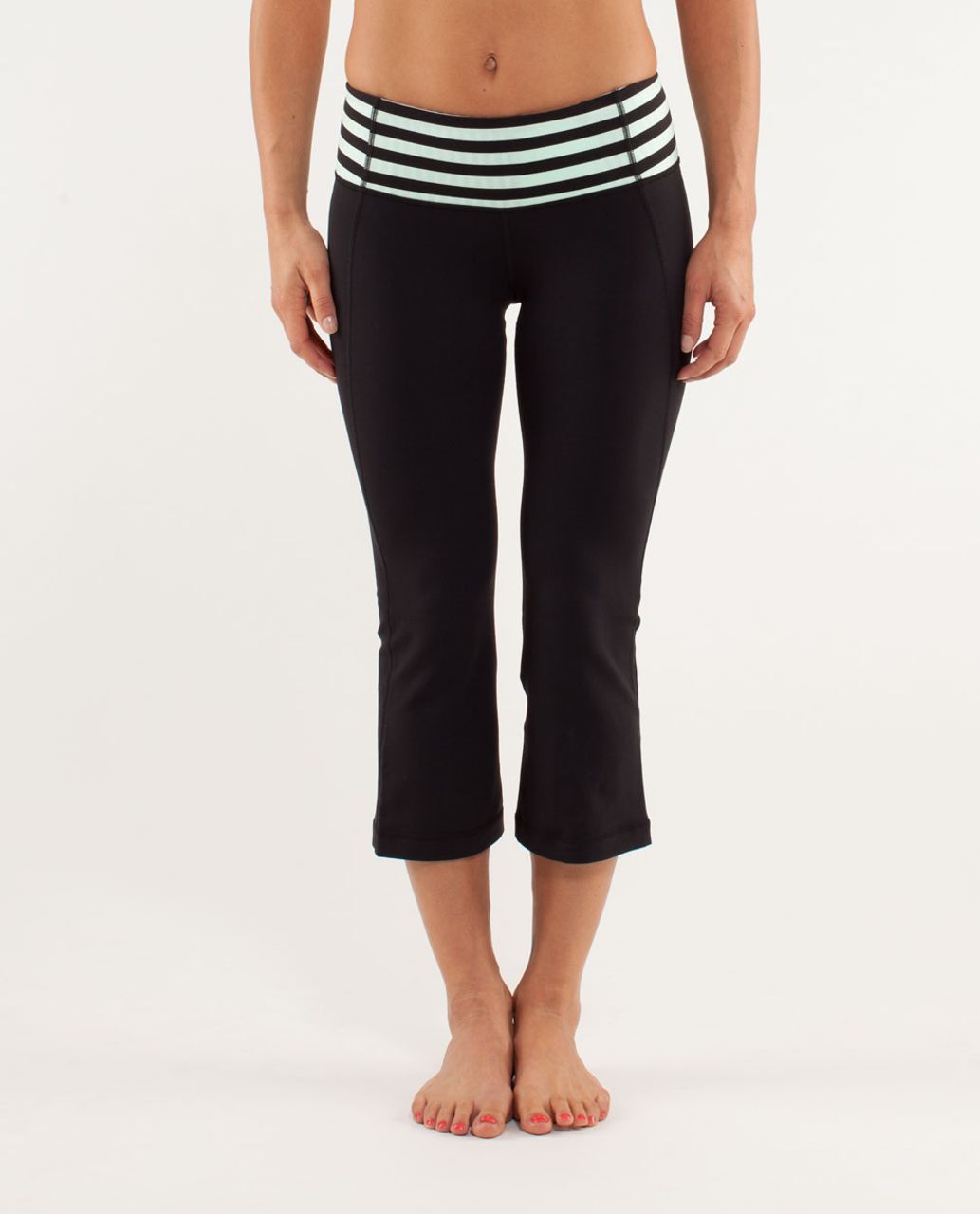 Lululemon Gather & Crow Crop - Black / Sea Stripe Mint Moment Black / Classic Stripe Mint Moment Black