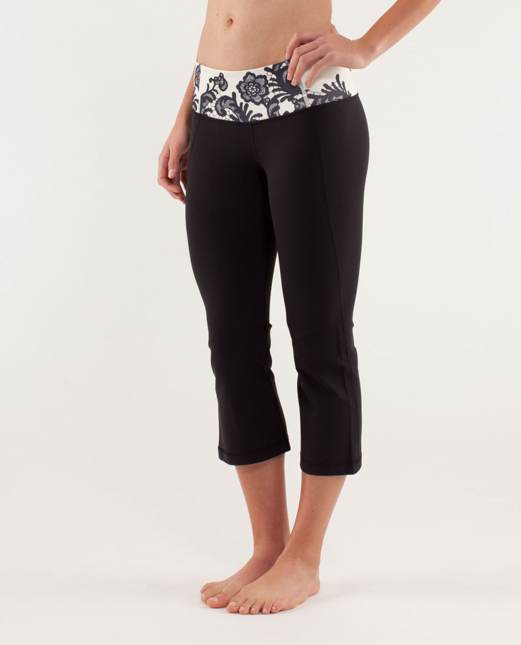 Lululemon Gather & Crow Crop - Black / Laceoflage Polar Cream Black / Polar Cream