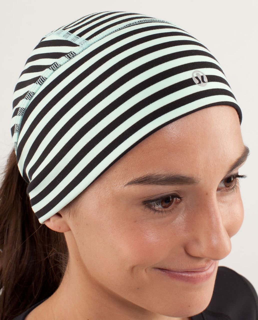 Lululemon Brisk Run Toque - Classic Stripe Mint Moment Black / Mint Moment