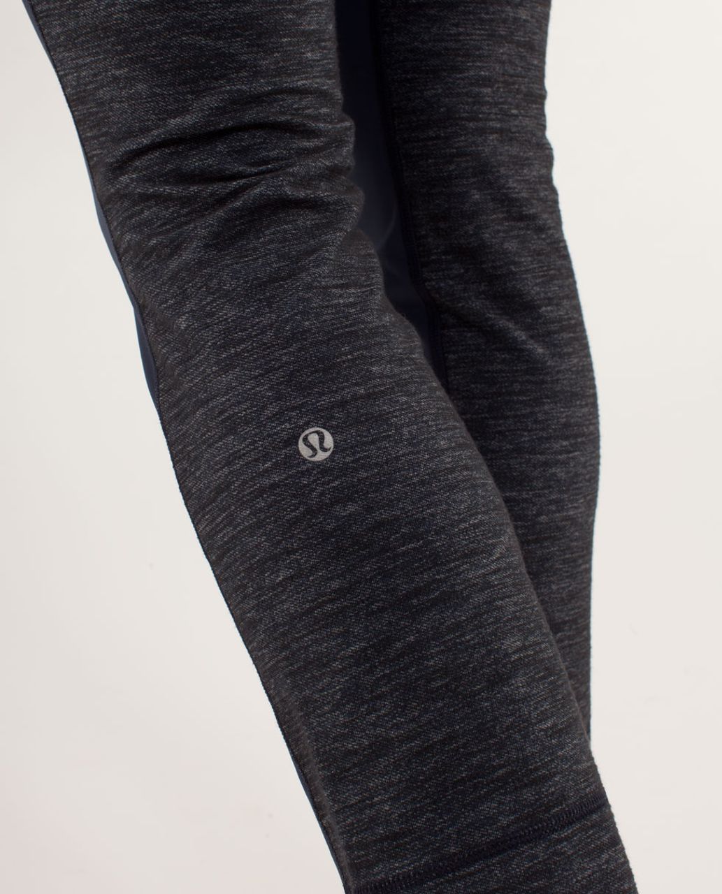 LULULEMON Root Chakra Cropped Pant Spring Has Sprung Multi / Black