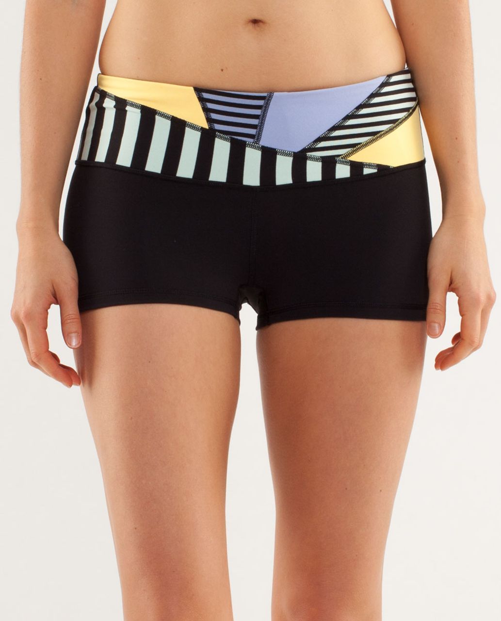 Lululemon Boogie Short - Black / Quilting Winter 15