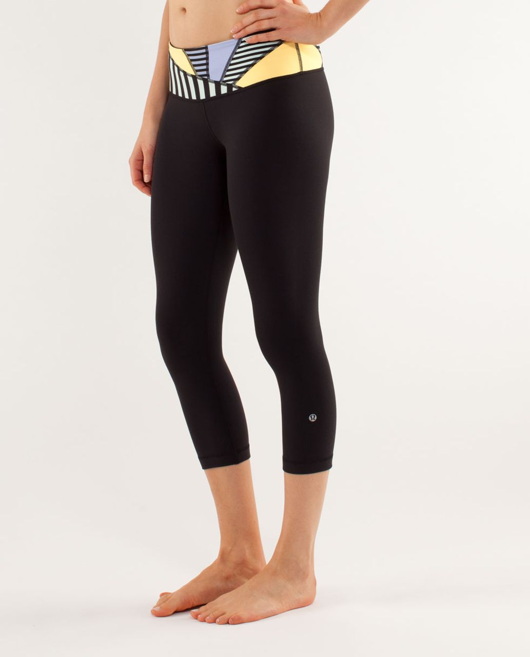 Lululemon Wunder Under Crop - Black / Quilting Winter 15