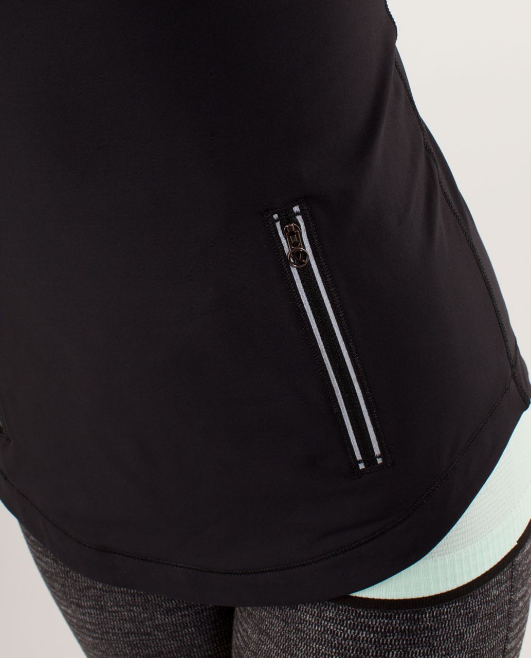 Lululemon Run:  Reflect Pullover - Black