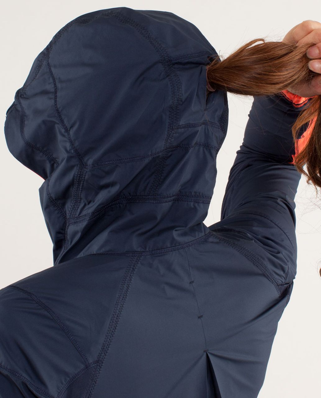 Lululemon Run:  Get Up And Glow Jacket *Reflective 360 - Light Flare / Inkwell