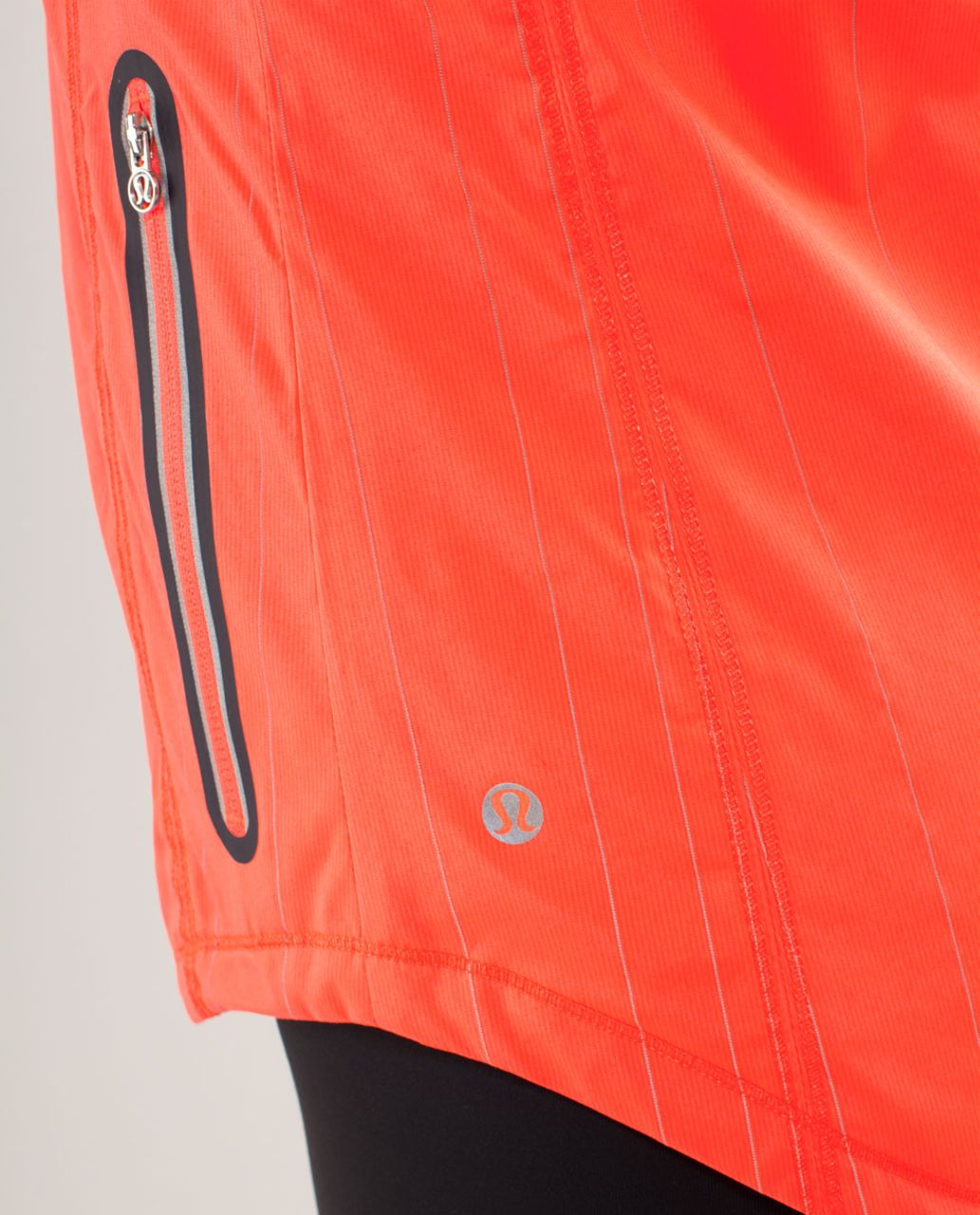 Lululemon Run:  Get Up And Glow Jacket *Reflective 360 - Light Flare / Inkwell