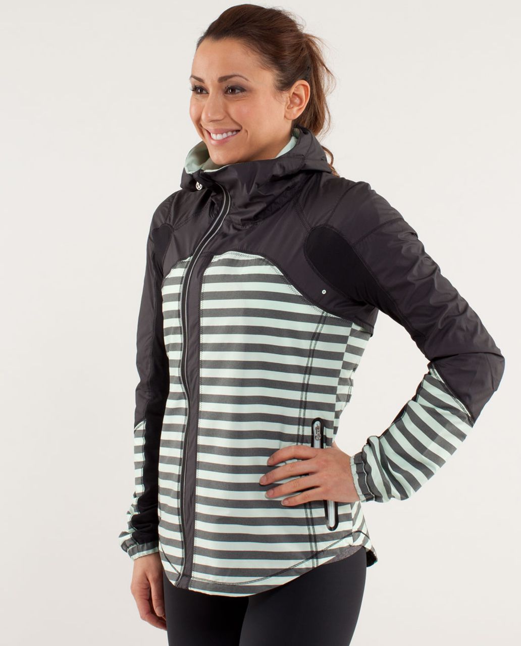 Lululemon Run:  Get Up And Glow Jacket *Reflective 360 - Sea Stripe Mint Moment Black / Black