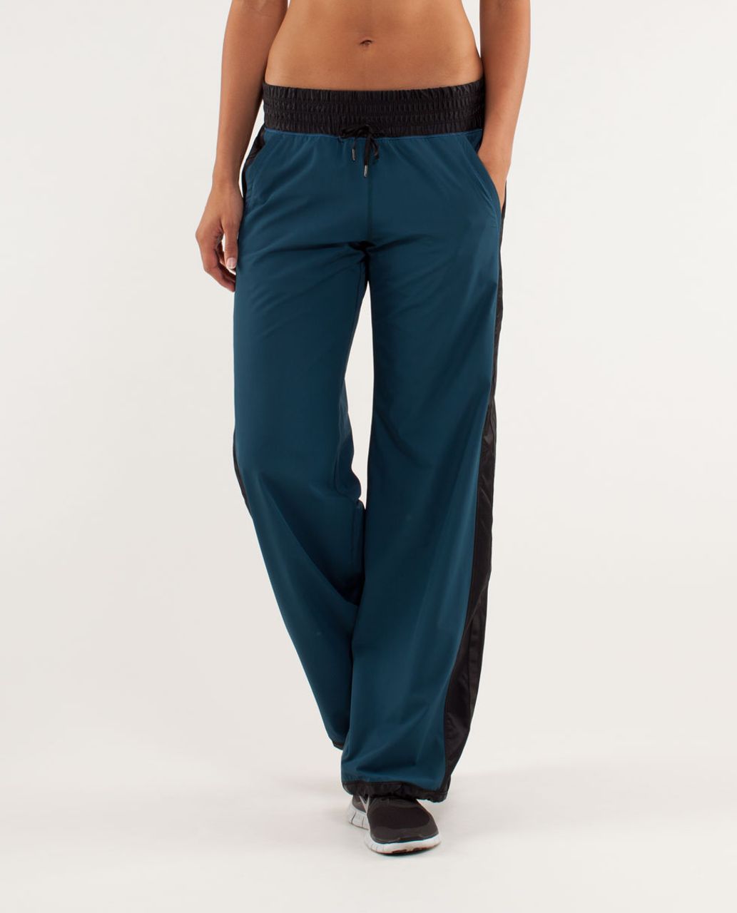 lululemon run right round pant