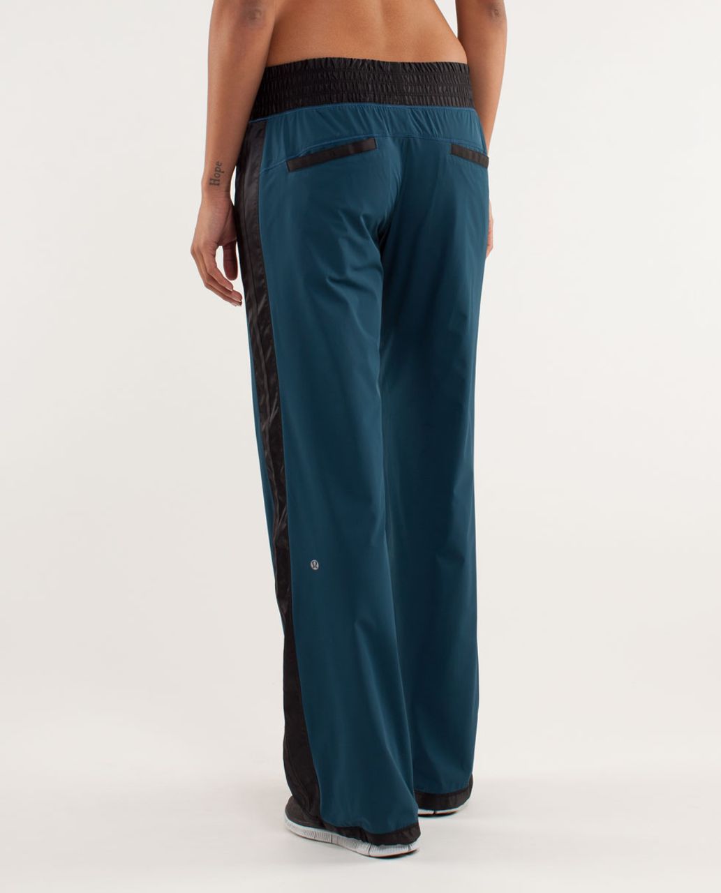 lululemon run right round pant