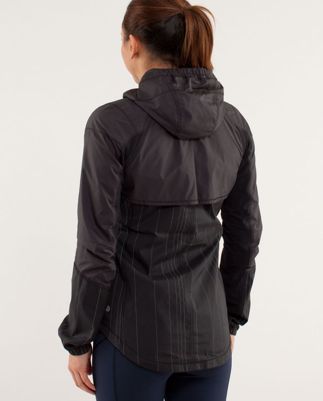 Lululemon Run: Get Up And Glow Jacket *Reflective 360 - Black - lulu ...