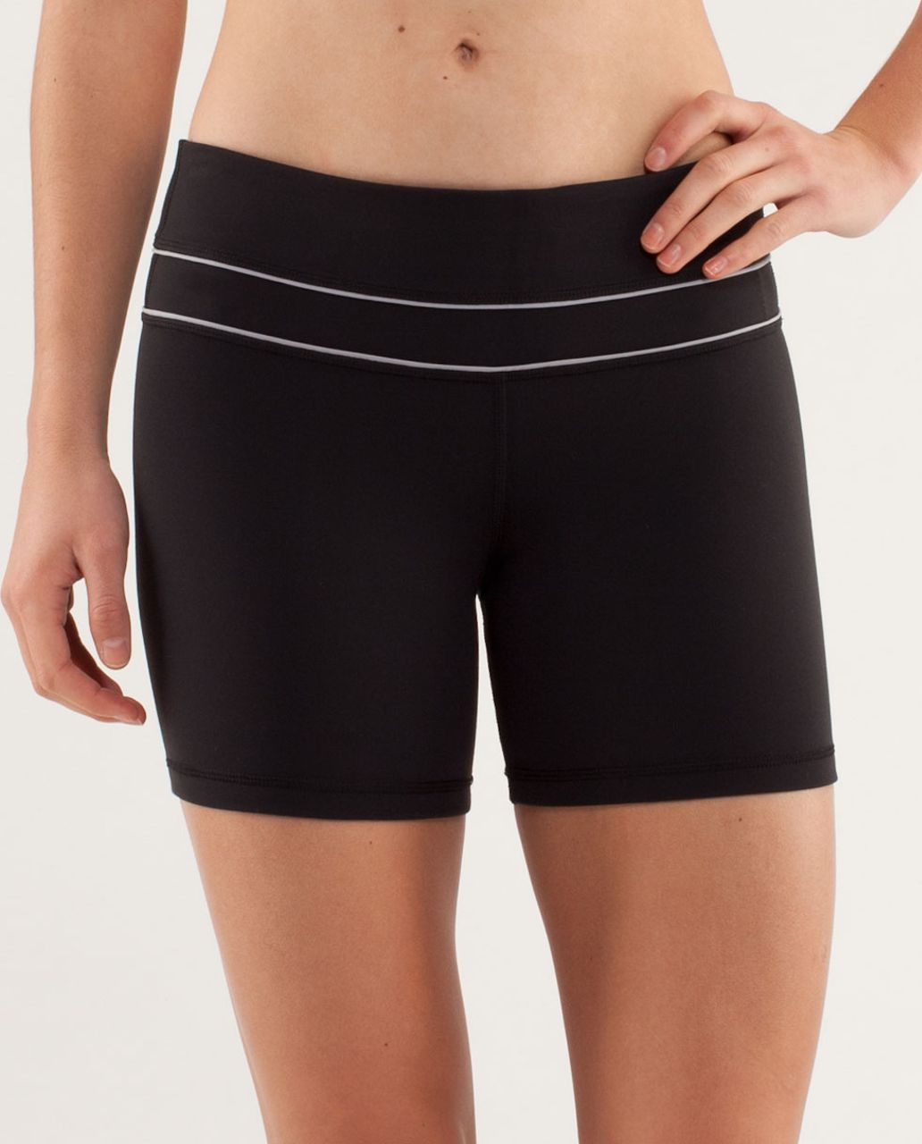 Lululemon Groove Short (Regular) *Silver - Black / Silver Slate