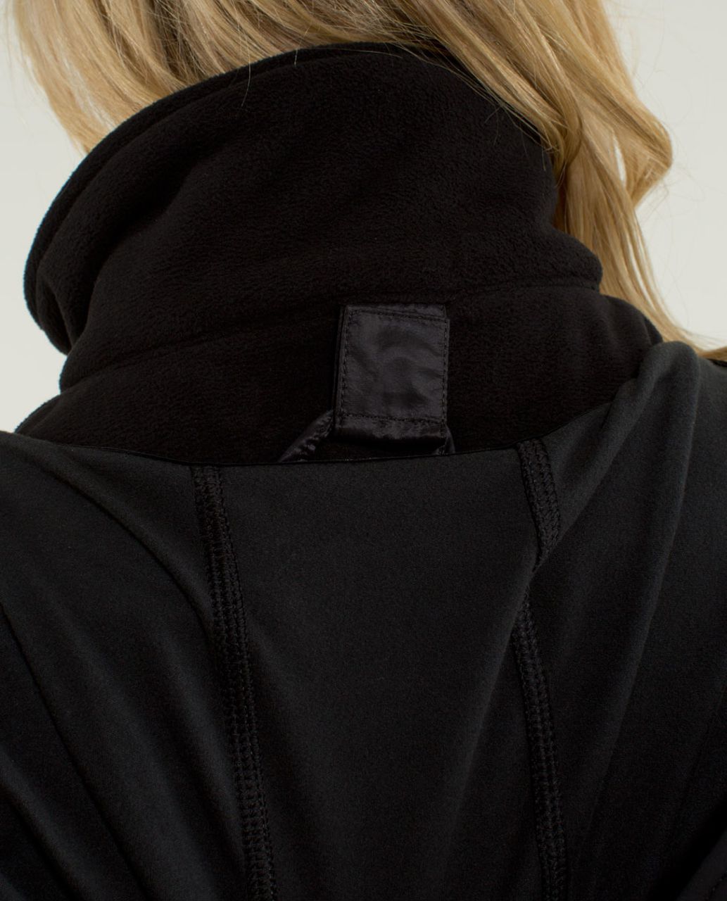 Lululemon Uba Hoodie *Softshell - Black