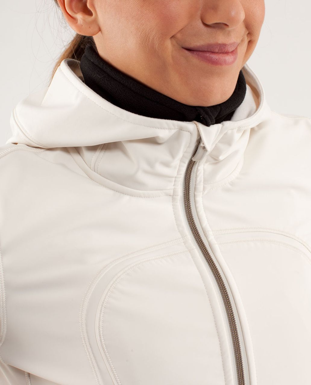 Lululemon Uba Hoodie *Softshell - Polar Cream / Black