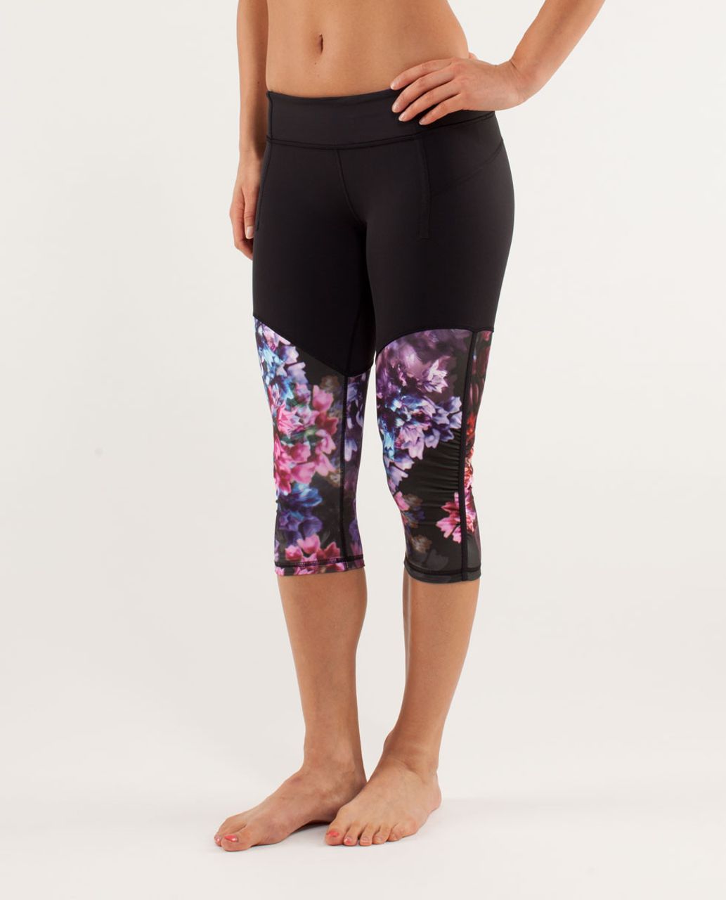 Lululemon Crane Crop - Black / Spring Has Sprung Multi