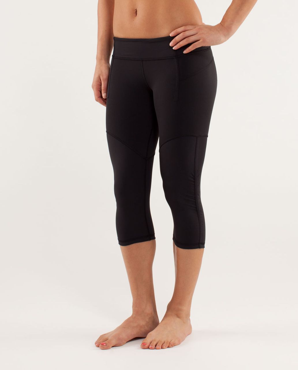 Lululemon Crane Crop - Black