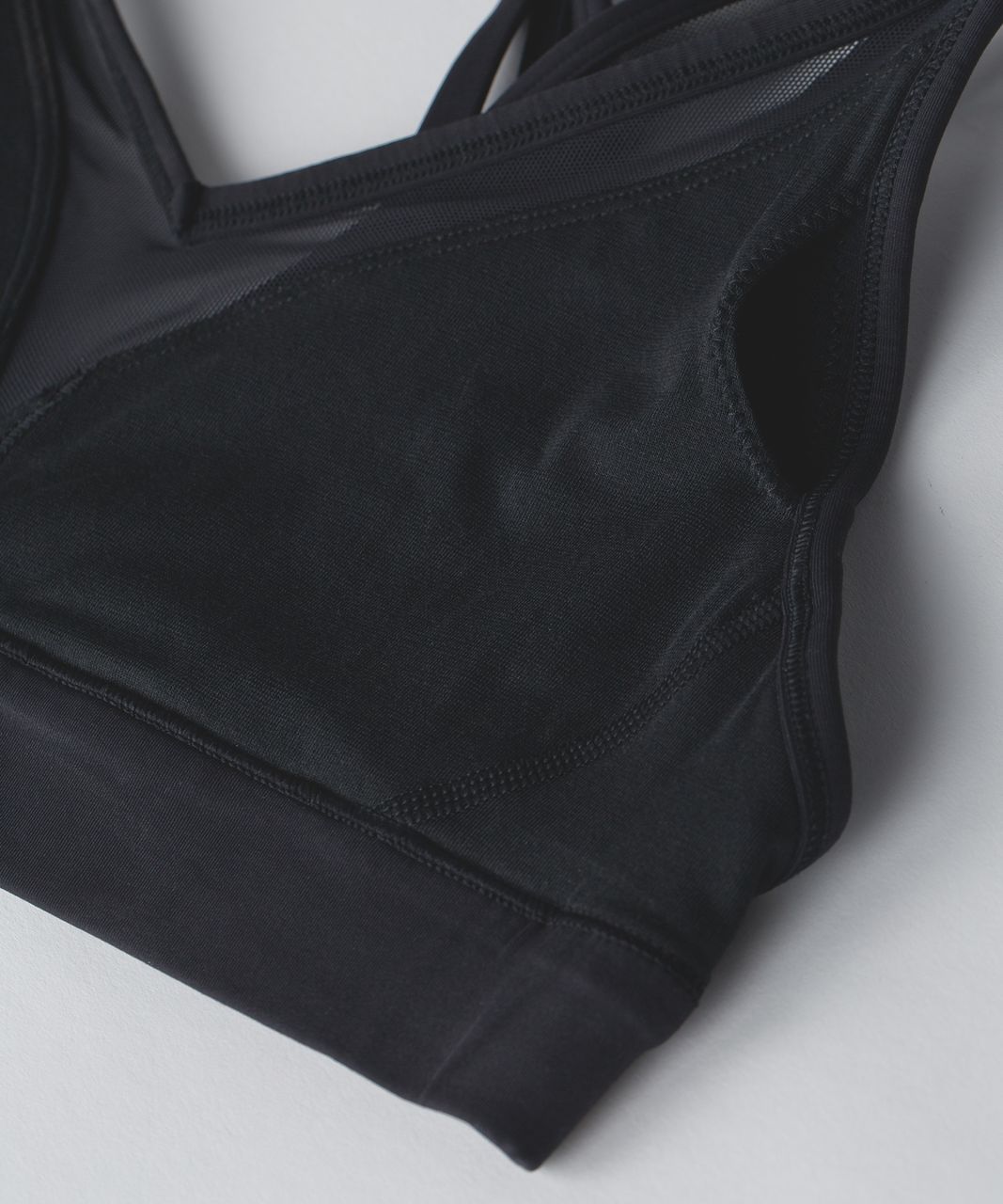 Lululemon Minimalist Bra - Black - lulu fanatics