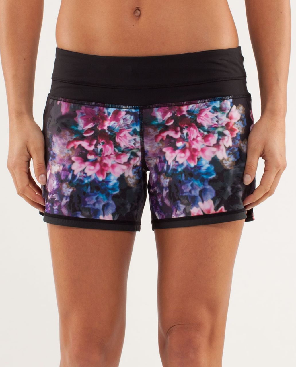 Lululemon Groovy Run Short - Spring Has Sprung Multi / Black