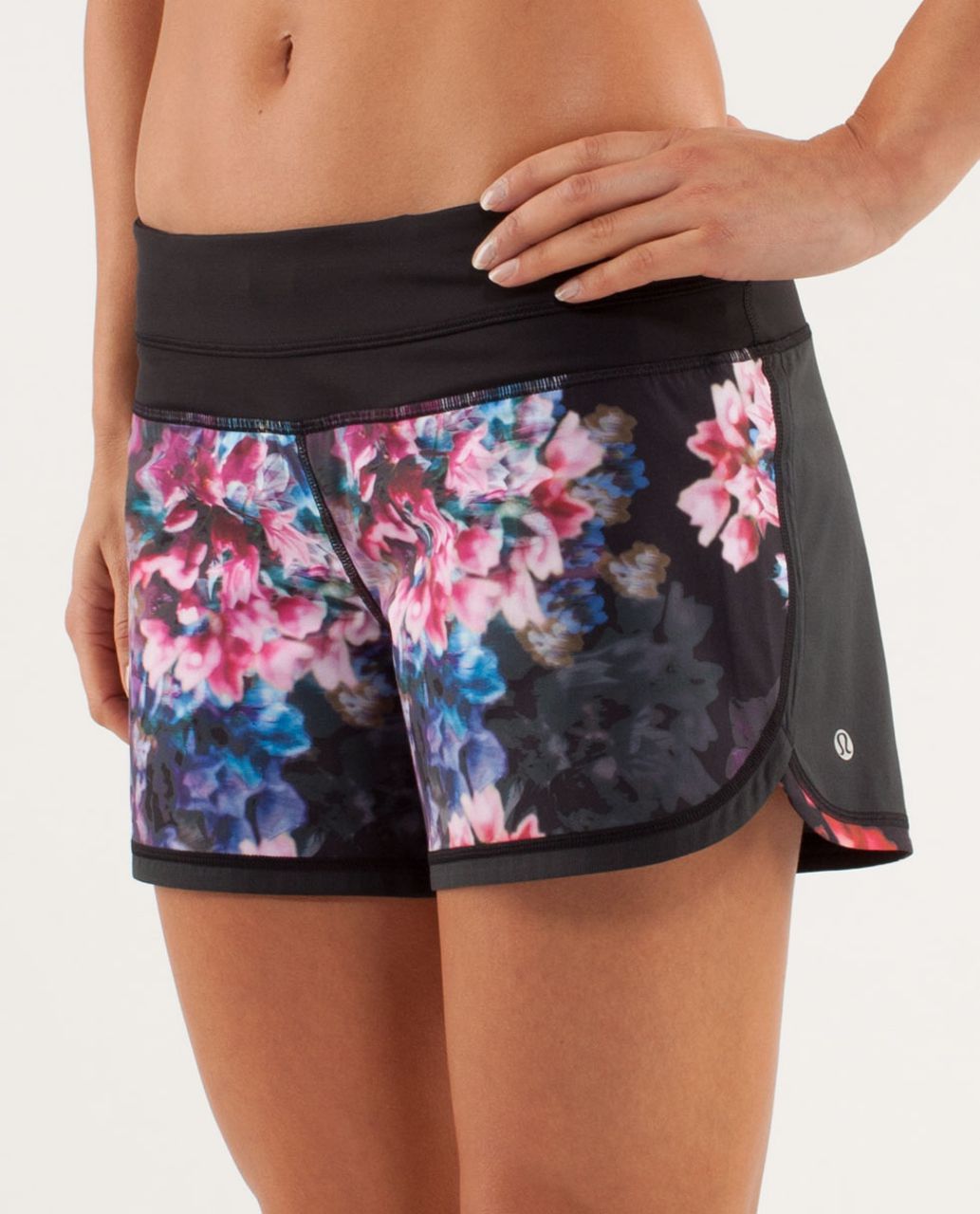 Lululemon Groovy Run Short - Spring Has Sprung Multi / Black