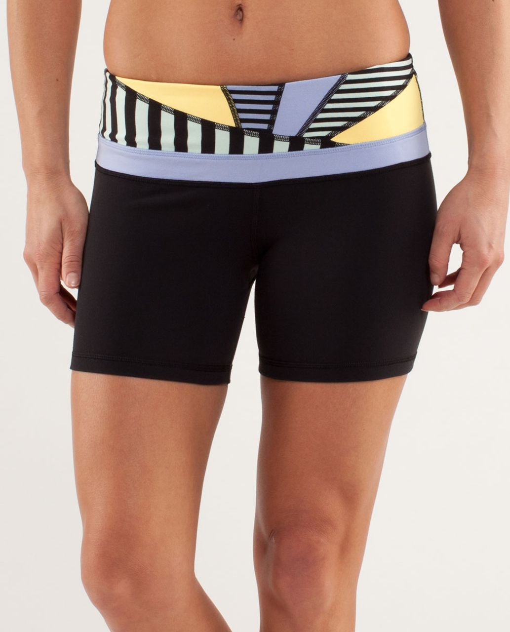 Lululemon Reverse Groove Short (Regular) - Black / Quilting Winter 15 / Polar Haze