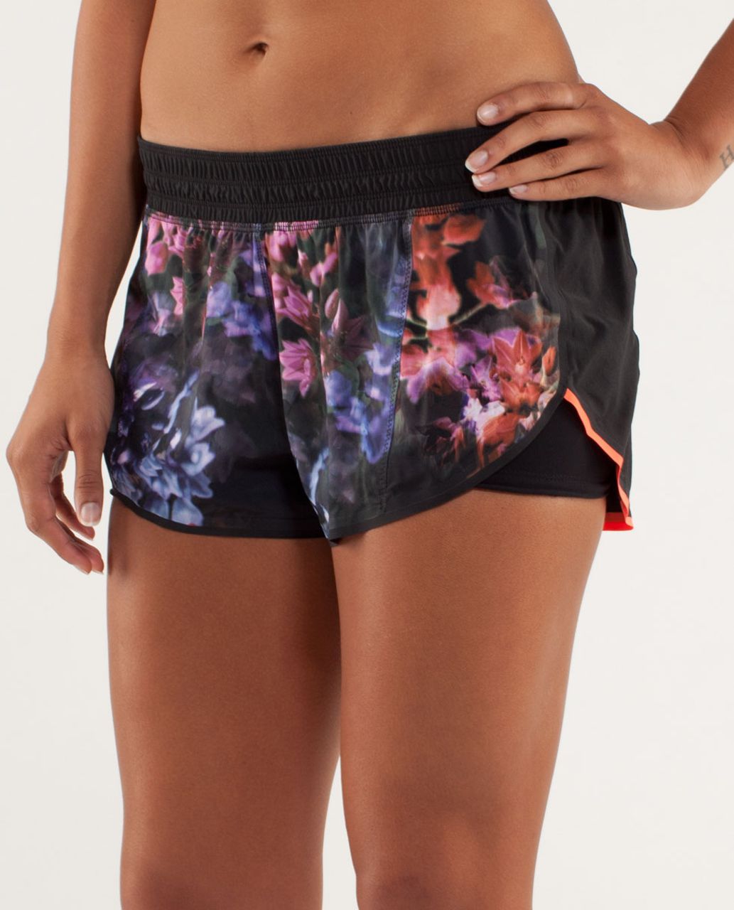 Lululemon Pump It Up Short - Spring Has Sprung Multi / Black