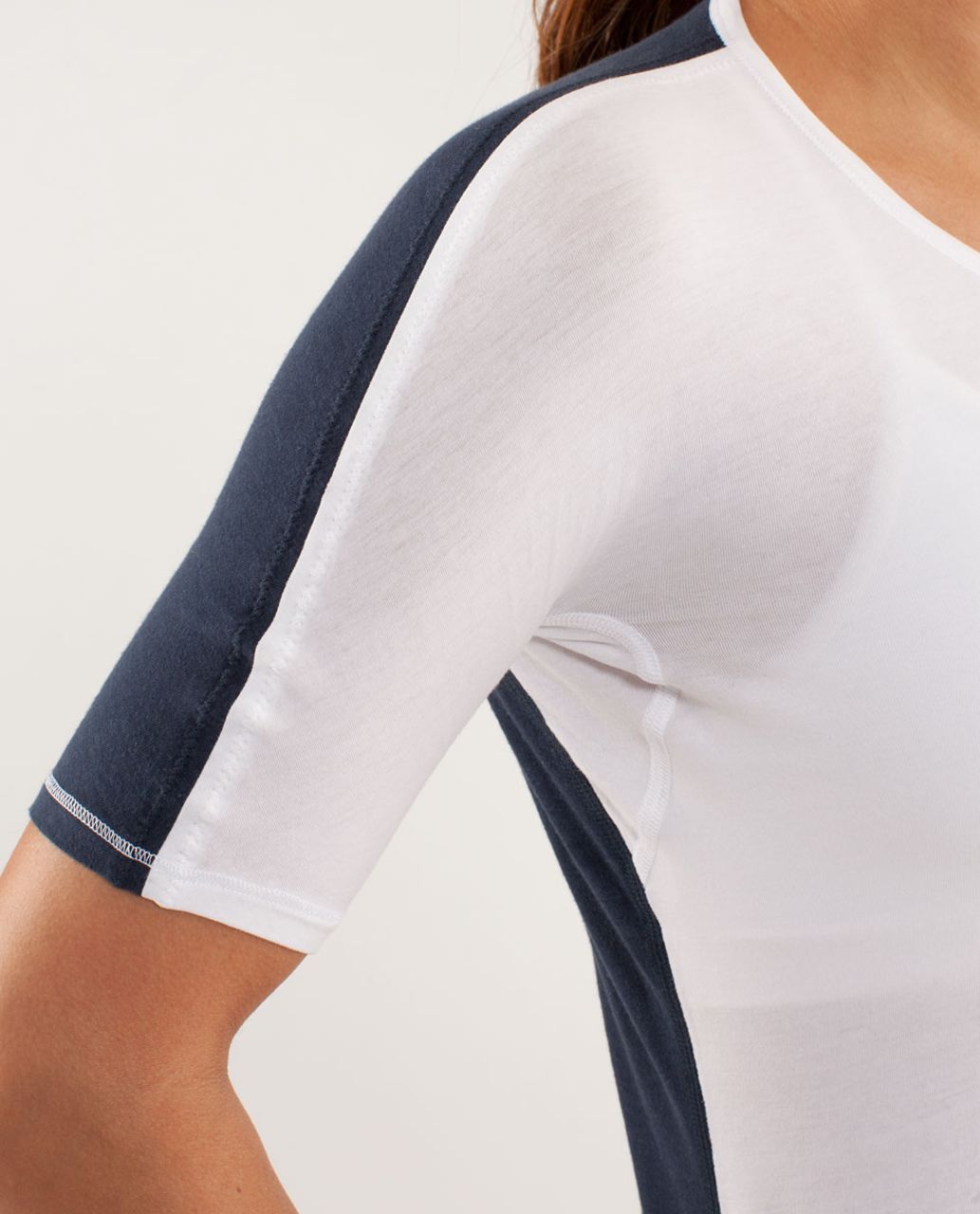 Lululemon Devotion Short Sleeve Tee - White / Inkwell