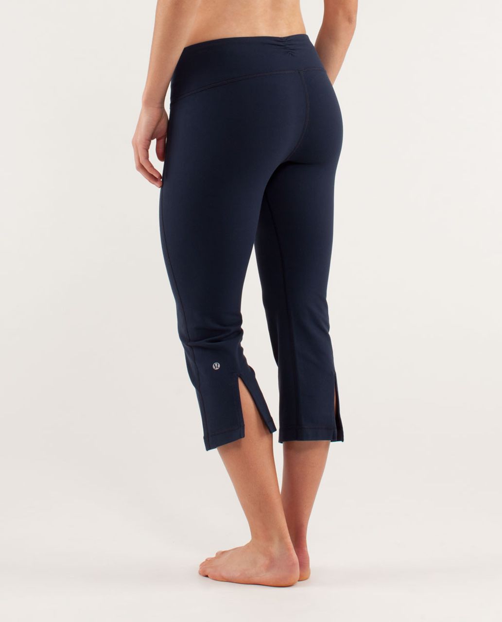 Lululemon Gather & Crow Crop - Inkwell / Burning Yellow